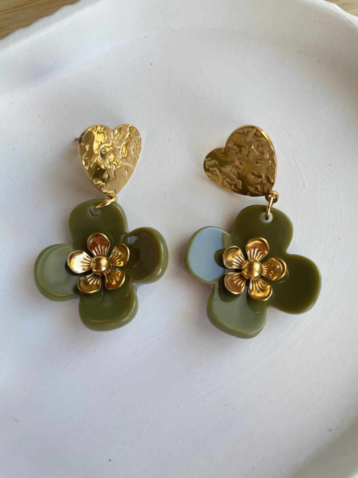 Romane , boucles d’oreilles
