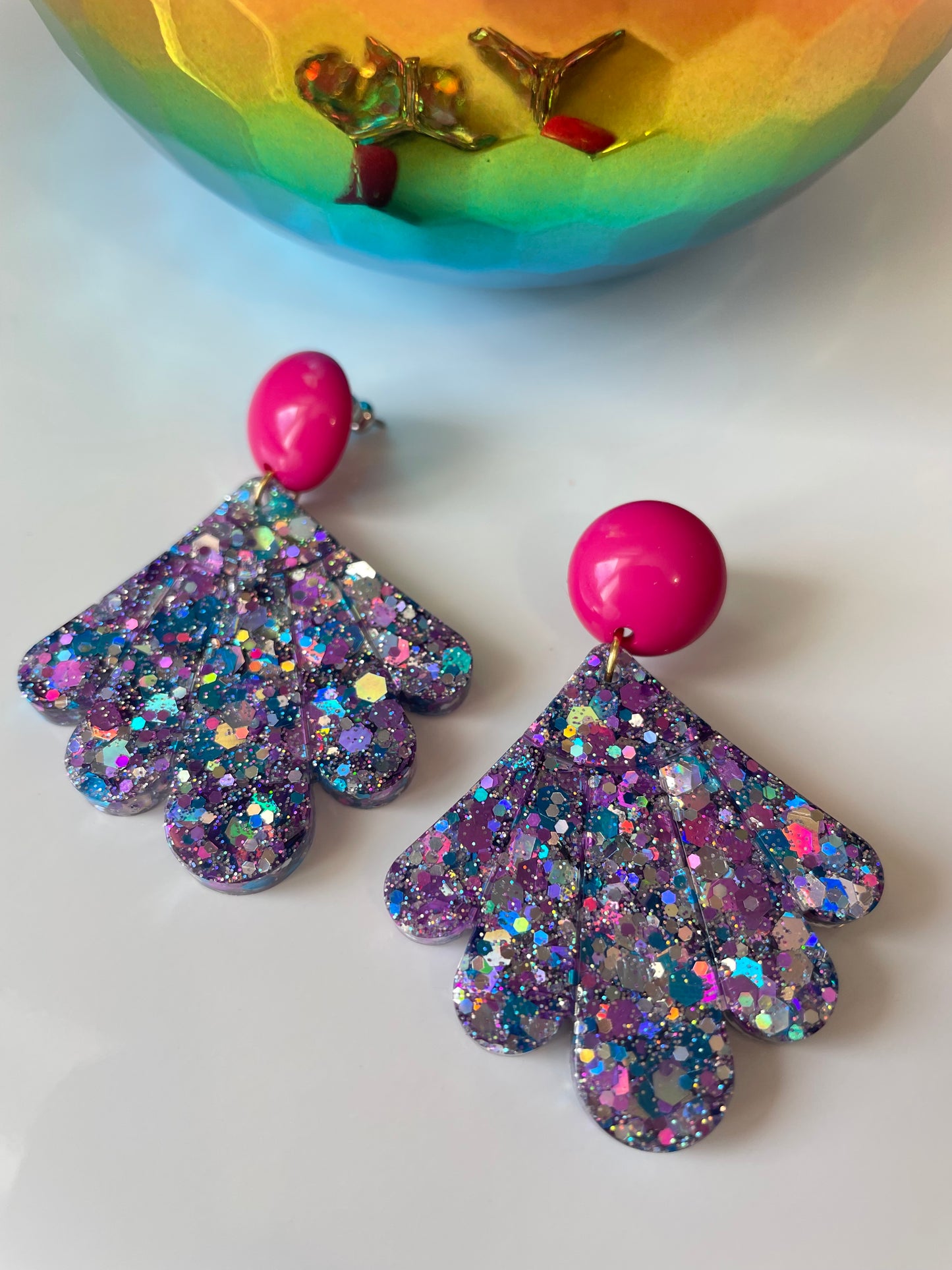 Boucles d'oreilles Isadora – Pendentif Résine & Paillettes Fait Main