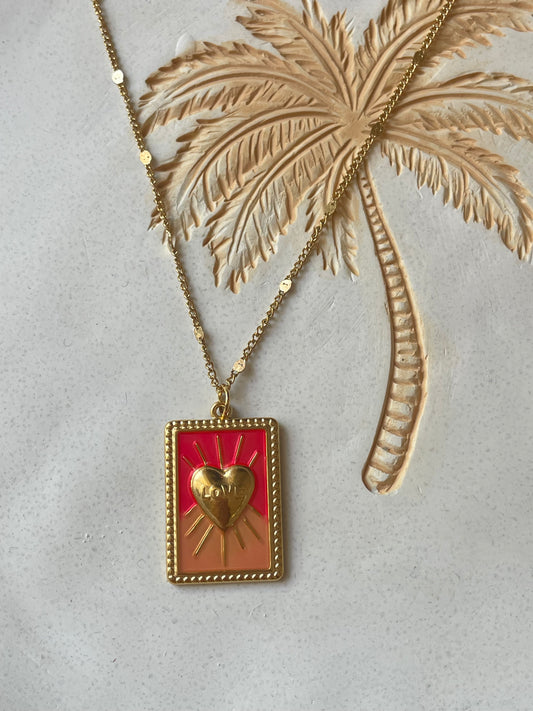 Paola – Collier Pendentif Cœur Doré Rouge Orange en Acier Inoxydable | Julaè Bijoux