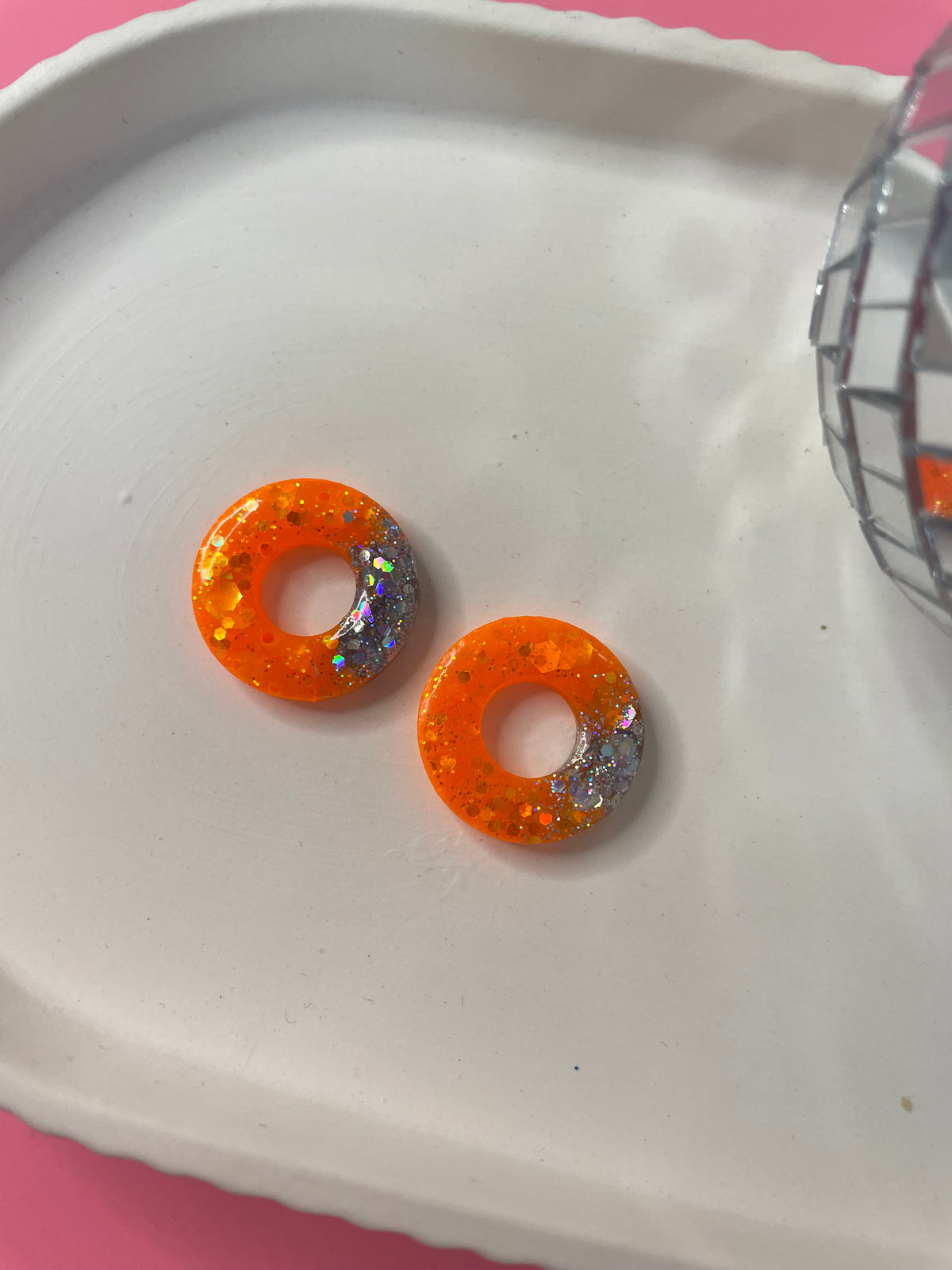 Bridget – Charms résine & Paillettes + de couleurs