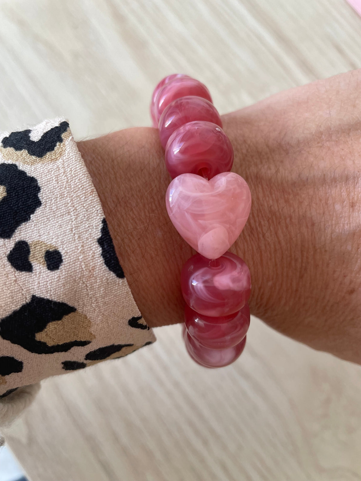 Bracelet Charlie - perle marbrées et cœur en résine