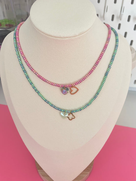 Olga – Collier Fin Perles Miyuki & Pendentif Cristaux