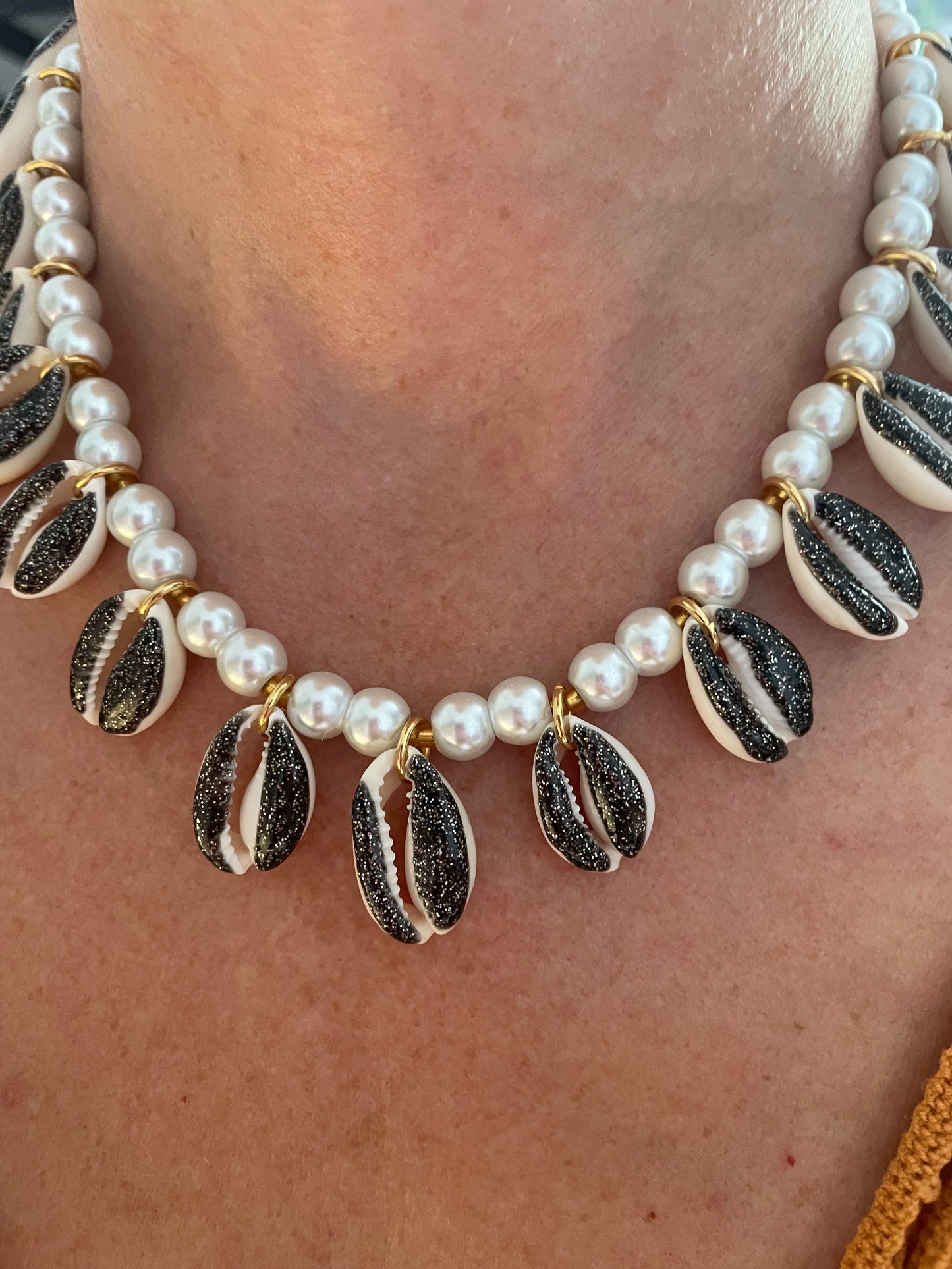Collier coquillage Cauri