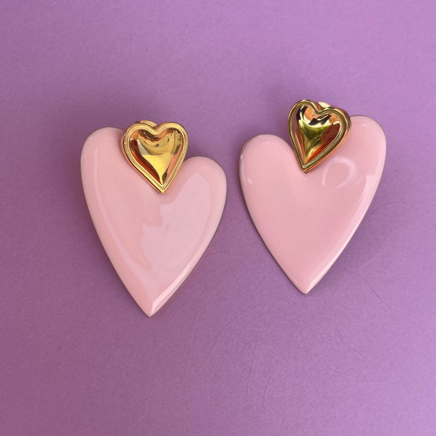 Bella Vita – Boucles d'Oreilles Cœur Doré Pendentif Résine | Julaè Bijoux