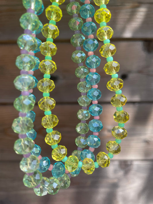 Collier perles à facettes