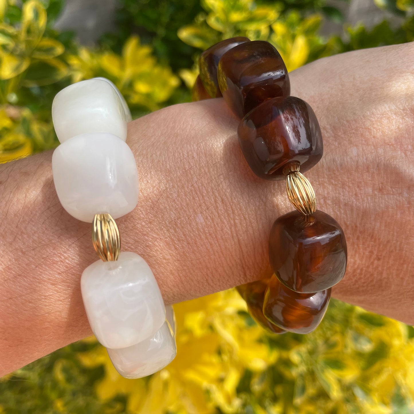 Riviera – Bracelet Perle Cube Marbrée Acier Doré | Julaè Bijoux
