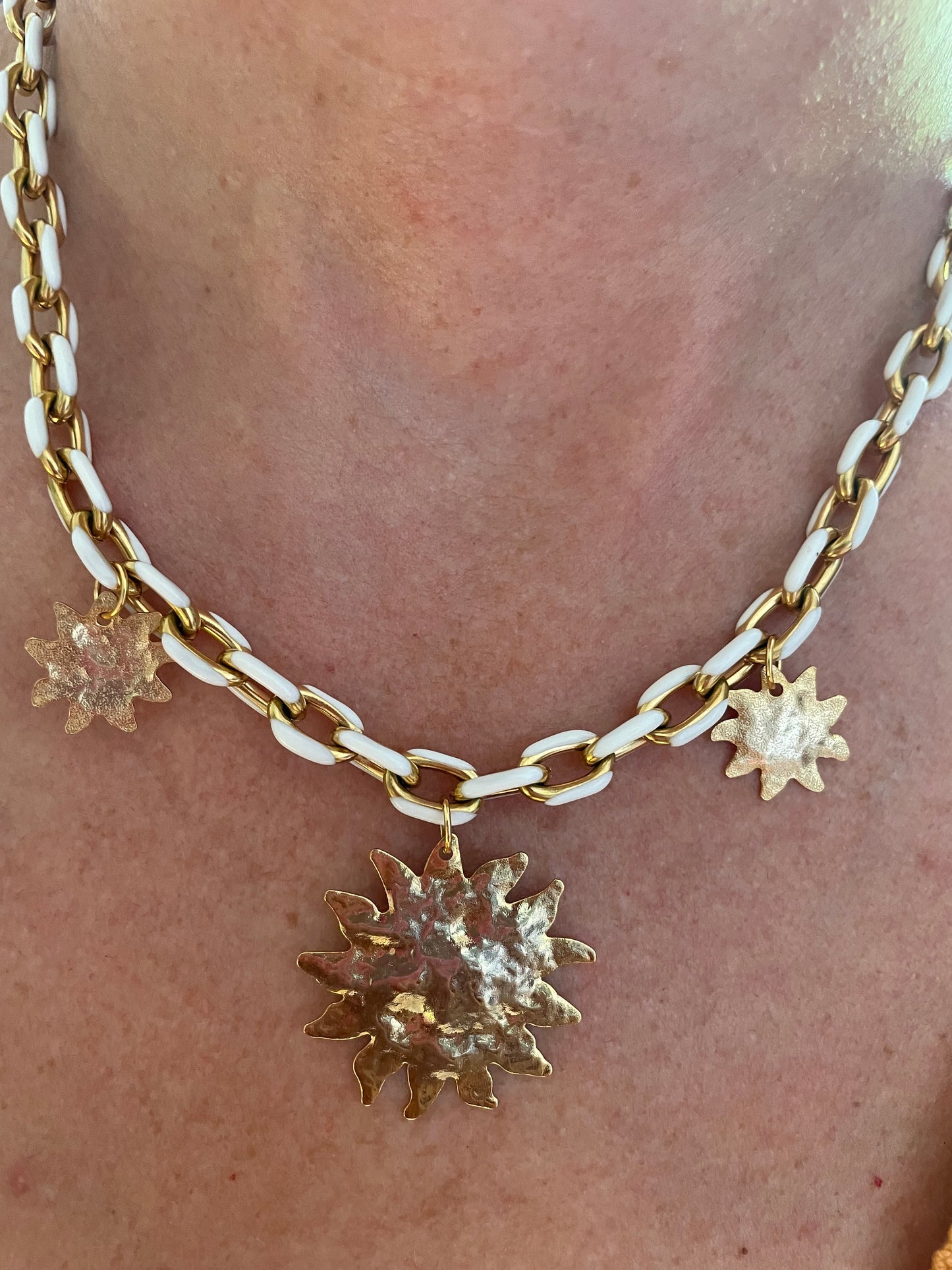 Collier à breloques